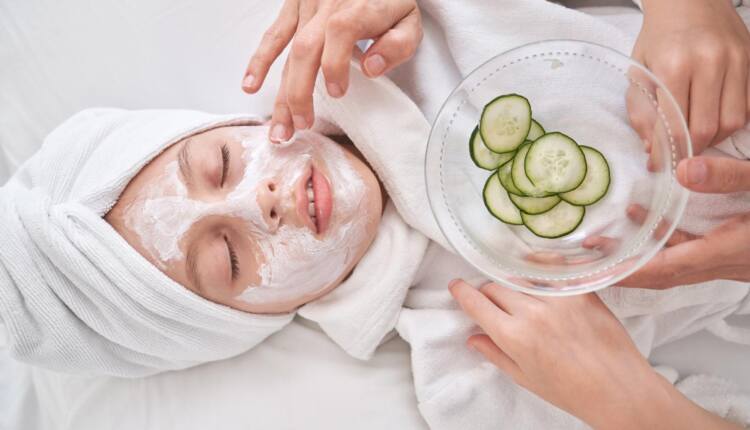 Dbanie o skórę twarzy.